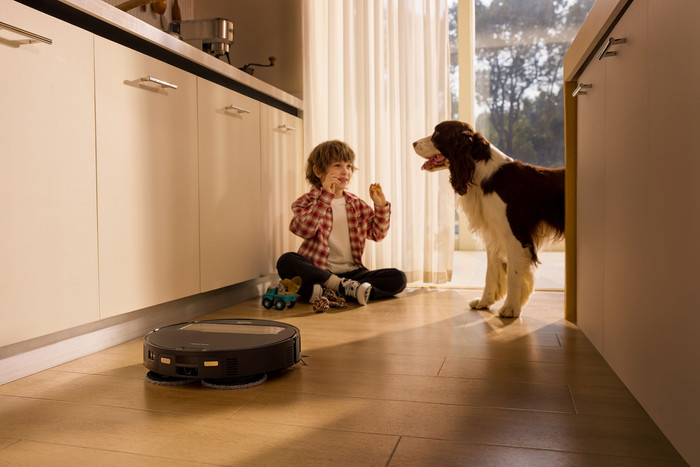 Roborock Saros Z70 Black product in gebruik