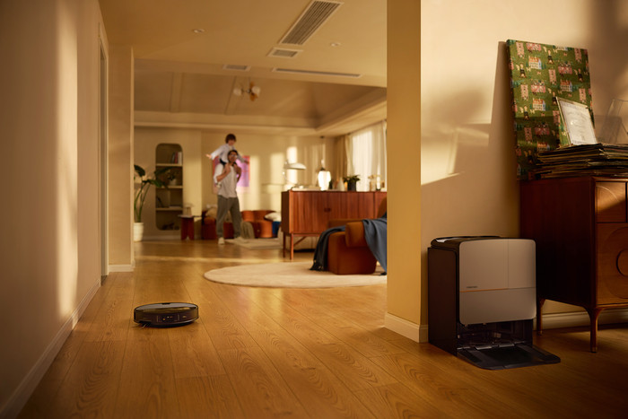 Roborock Saros Z70 Silver product in gebruik