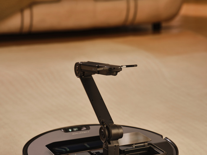 Roborock Saros Z70 Silver detail