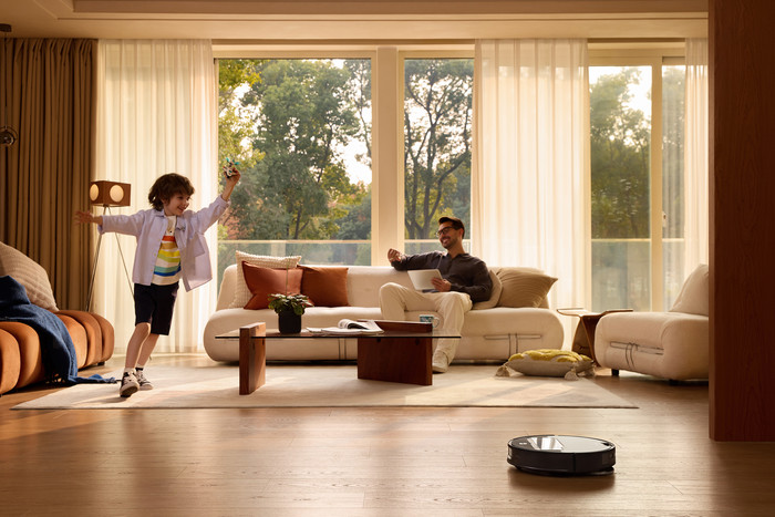 Roborock Saros Z70 Silver product in gebruik