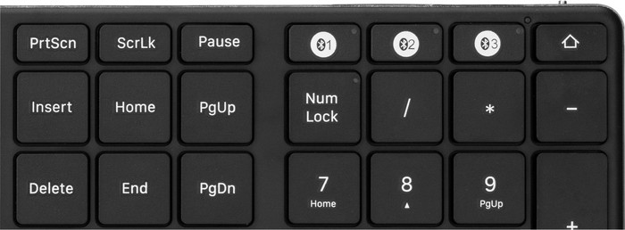 BlueBuilt Wireless Bluetooth Keyboard Pro QWERTY detail