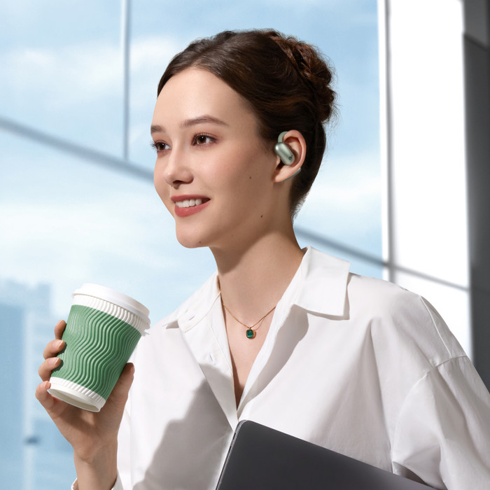 soundcore AeroFit 2 Green product in use