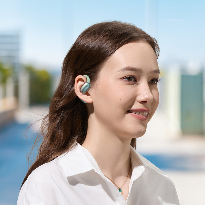 soundcore AeroFit 2 Green product in use