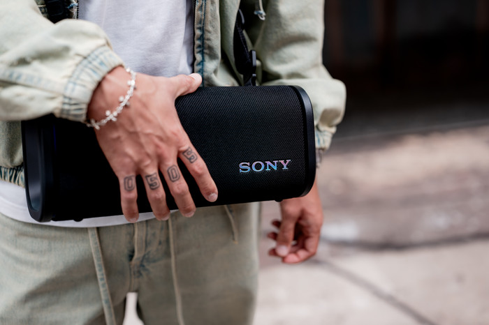 Sony ULT Field 5 Zwart product in gebruik