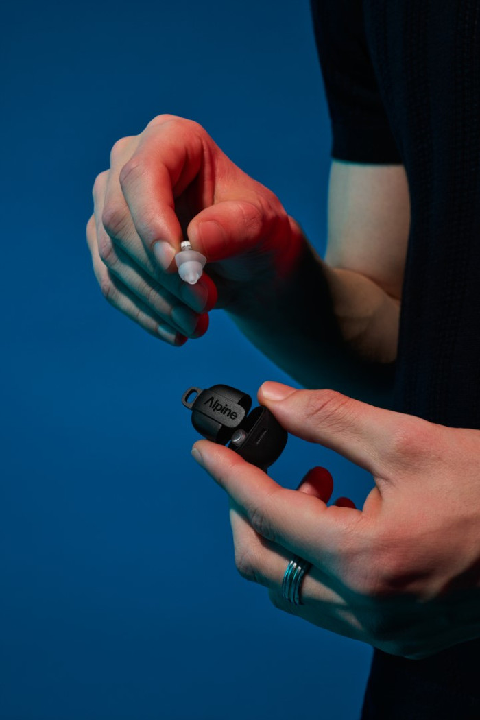 Alpine Partyplug Pro Transparant product in gebruik