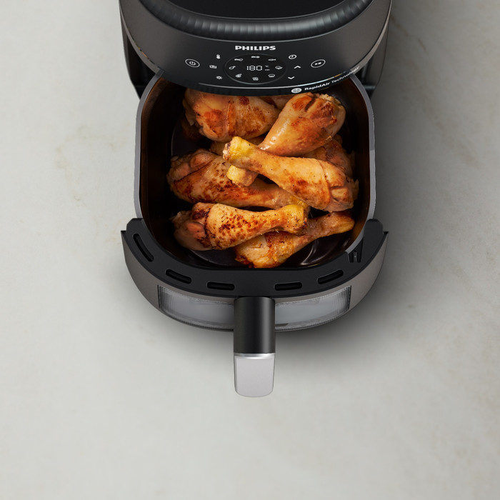 Philips Airfryer L NA221/00 product in gebruik