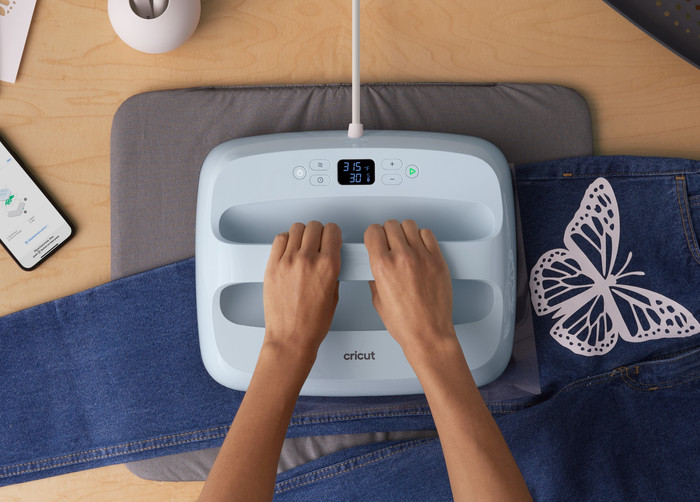 Cricut EasyPress 3 (25x30cm) product in gebruik