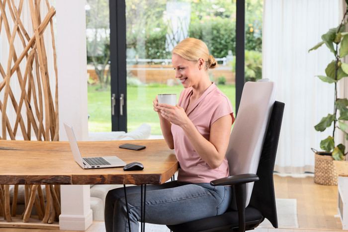 Medisana Shiatsu MC 600 product in use