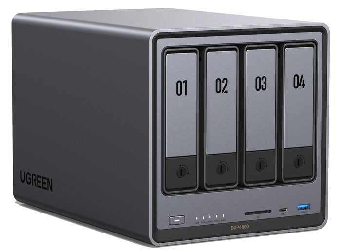 UGREEN NASync DXP4800 linkerkant