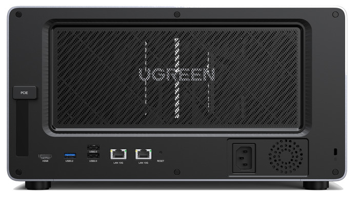 UGREEN NASync DXP8800 Plus achterkant