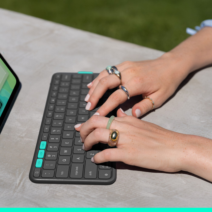 Logitech Flip Folio iPad Pro (2024)/iPad Air (2025) 13 inches Keyboard Cover QWERTY product in use