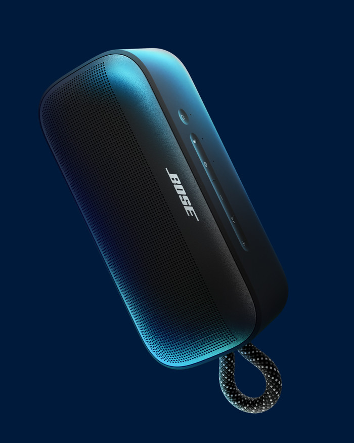 Bose SoundLink Plus Black product in use