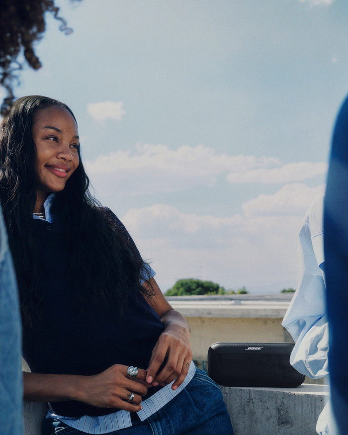 Bose SoundLink Plus Black product in use