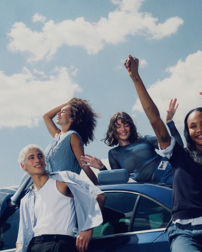 Bose SoundLink Plus Blue product in use