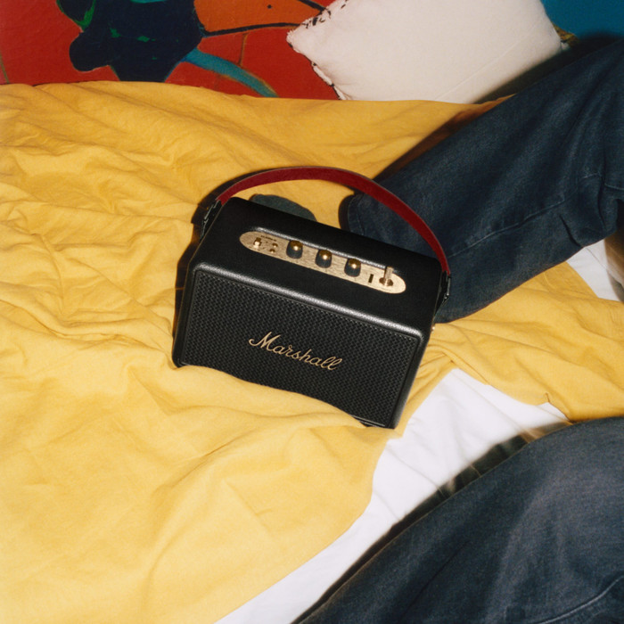 Marshall Kilburn III BT Zwart product in gebruik