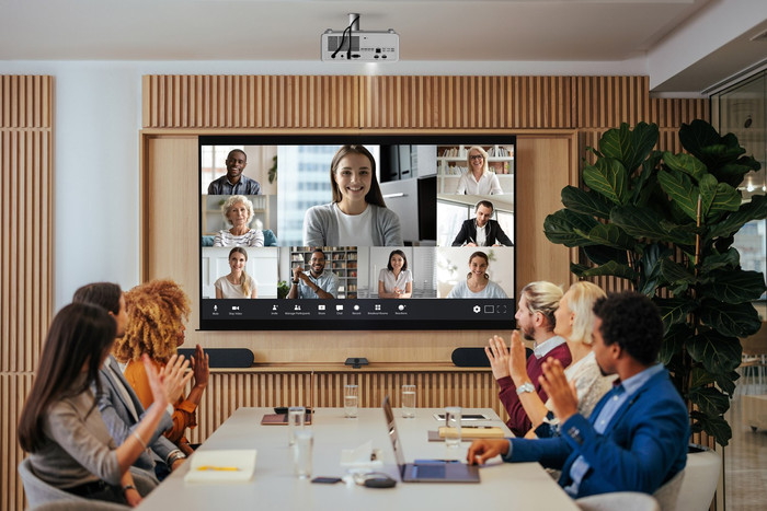 Optoma HZ150X product in gebruik