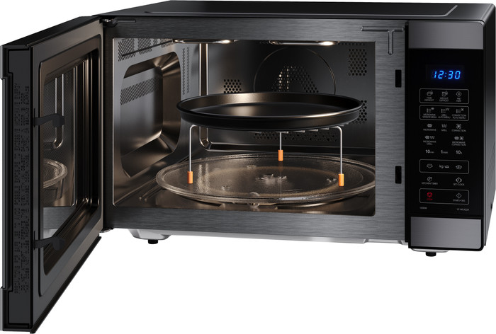 Sharp YCMC422AESB binnenkant