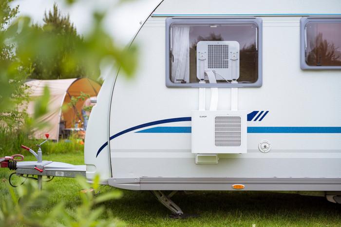 Eurom AC4201 Wifi Caravan and Home Airconditioner + Eurom Window Way-Out product in gebruik