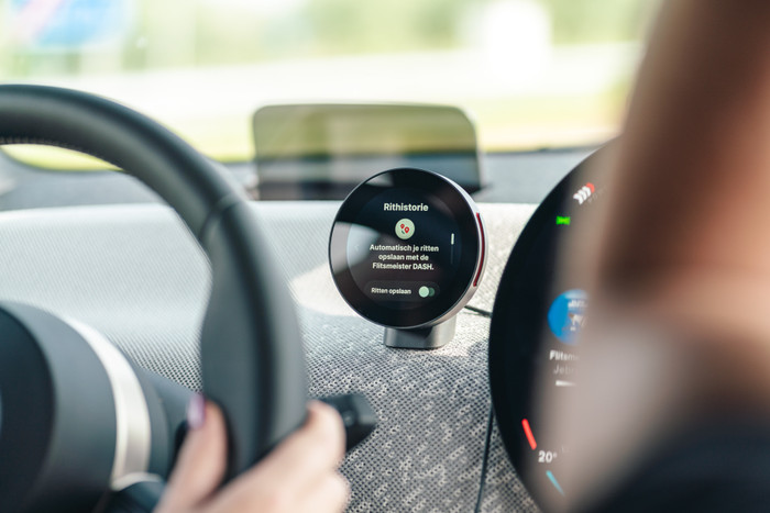 Flitsmeister DASH product in gebruik