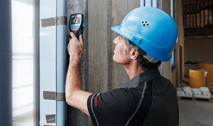 Bosch Professional D-tect 120 product in gebruik