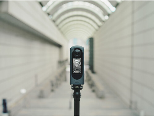 Ricoh Theta X product in gebruik