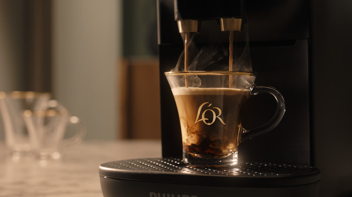 Philips L'OR BARISTA Absolu LM9512/60 product in gebruik