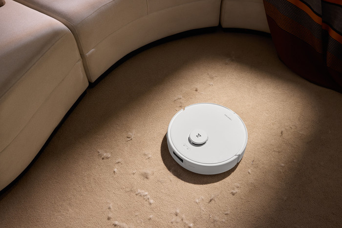 Roborock Qrevo Edge 5V1 White product in use