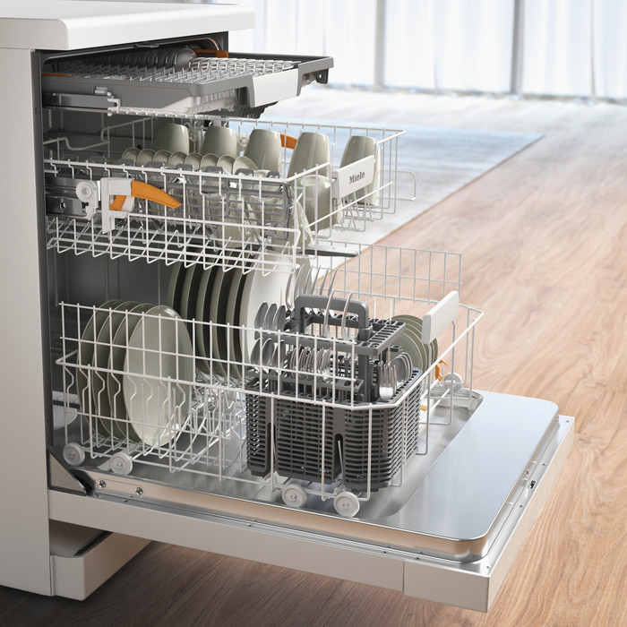 Miele G 5832 SC BRWS binnenkant