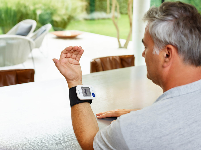 Omron RS4 product in gebruik