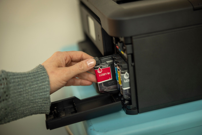 Brother DCP-J1460DW product in gebruik