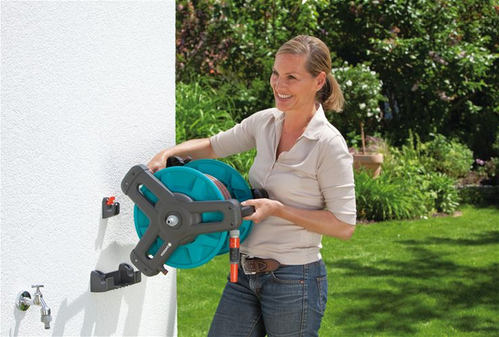 GARDENA Classic Wall Hose Box 50 Complete - 20m product in use