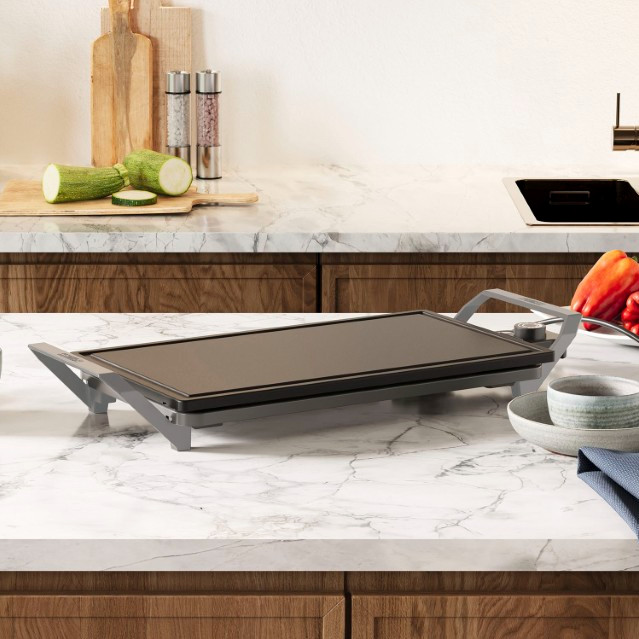 Princess Table Chef Premium Stone Grill product in gebruik