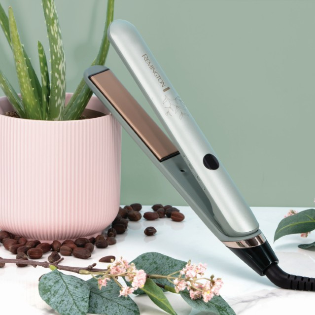 Remington Botanical S5860 product in use