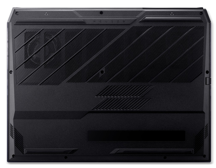 Acer Predator Helios 18 AI PH18-73-9682 bottom