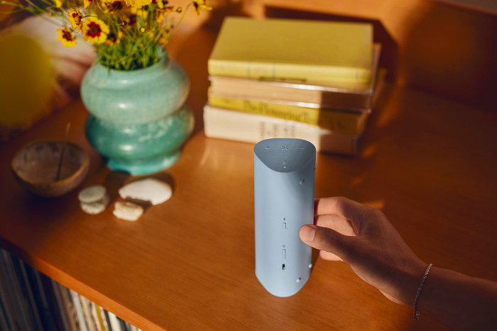 Sonos Roam 2 Blue product in use