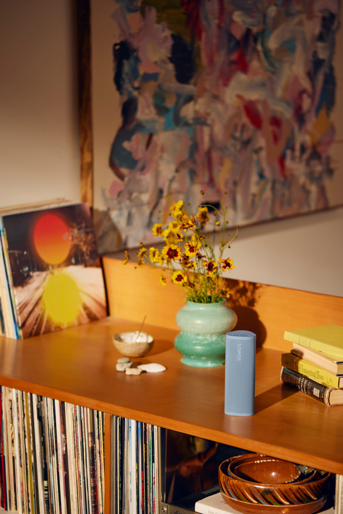 Sonos Roam 2 Blue product in use