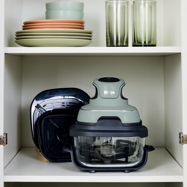 Ninja Crispi FN101EUSG Groen product in gebruik