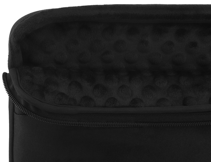 BlueBuilt Premium Laptophoes voor Apple MacBook Air 13 inch Zwart detail