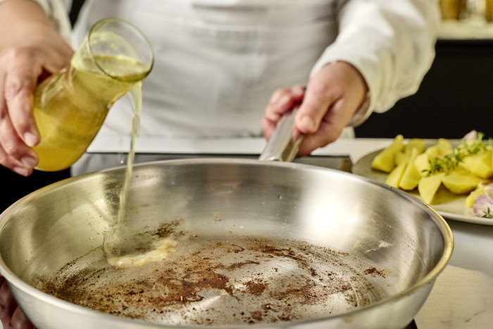 Demeyere Resto 3 Koekenpan 28 cm product in gebruik