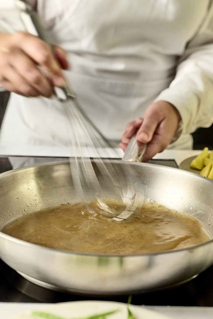 Demeyere Resto 3 Frying Pan 32cm product in use