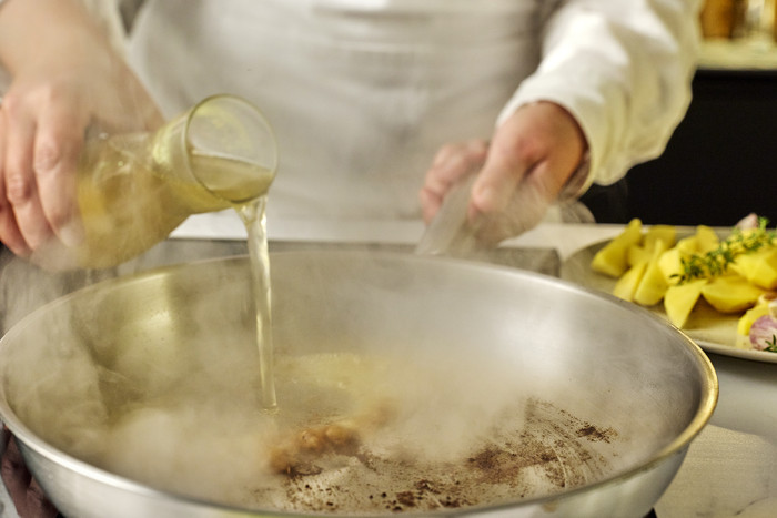 Demeyere Resto 3 Frying Pan 32cm product in use