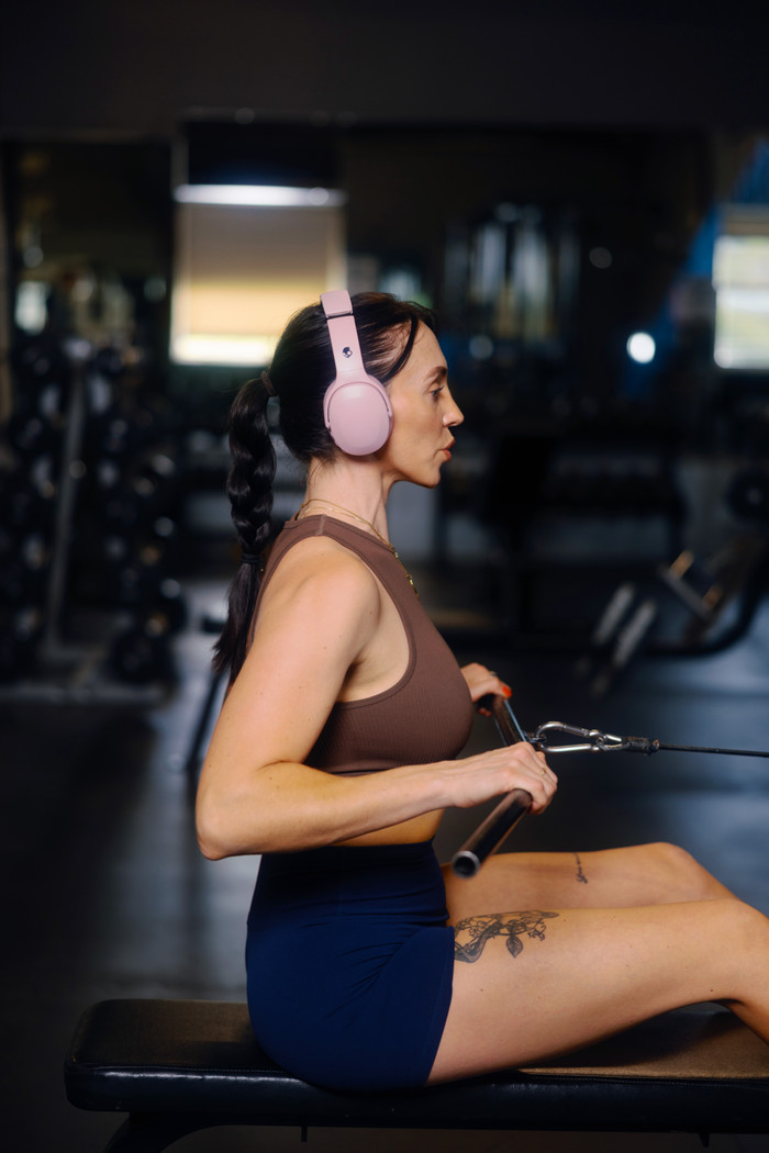 Skullcandy Crusher Active Pink product in use