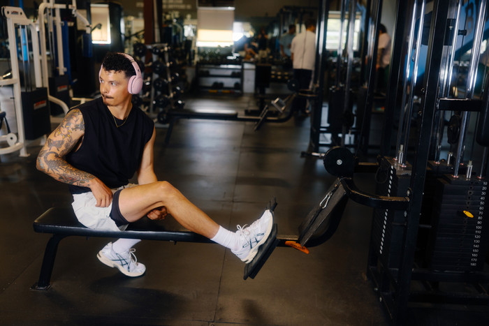 Skullcandy Crusher Active Pink product in use