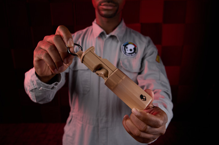 Skullcandy Method 360 ANC Brown product in use