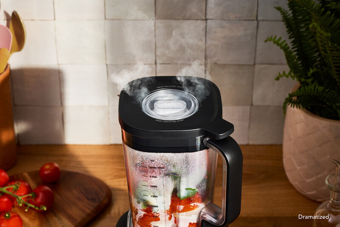 KitchenAid Pure Power 5KSB2073EER Keizerrood product in gebruik