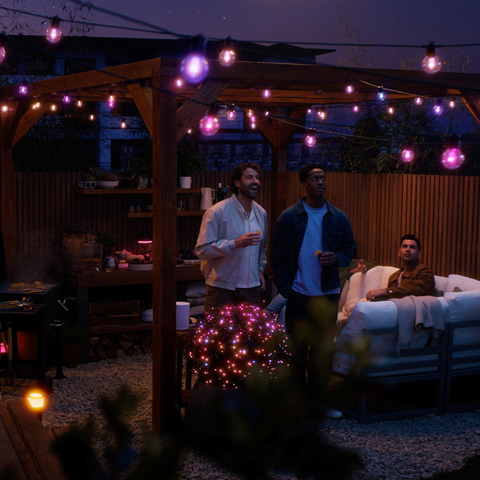 Philips Hue Festavia Globe Light Strip - 7m - 10 Lights - Expansion product in use