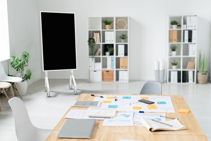 Neomounts MOVE Go Flip FL50-515WH1 Samsung Flip Trolley 55-65 inches product in use