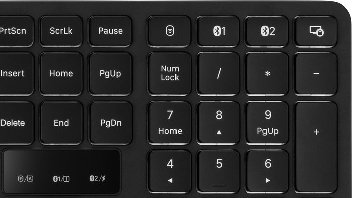 BlueBuilt Draadloze Bluetooth Toetsenbord en Muis Set QWERTY detail