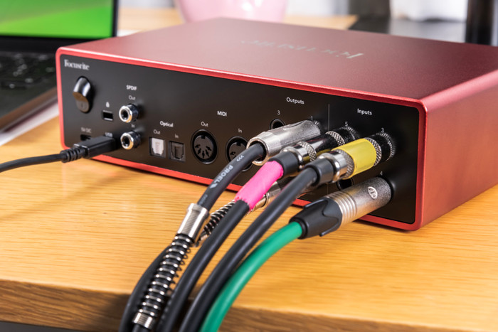 Focusrite Scarlett4 16i16 product in gebruik