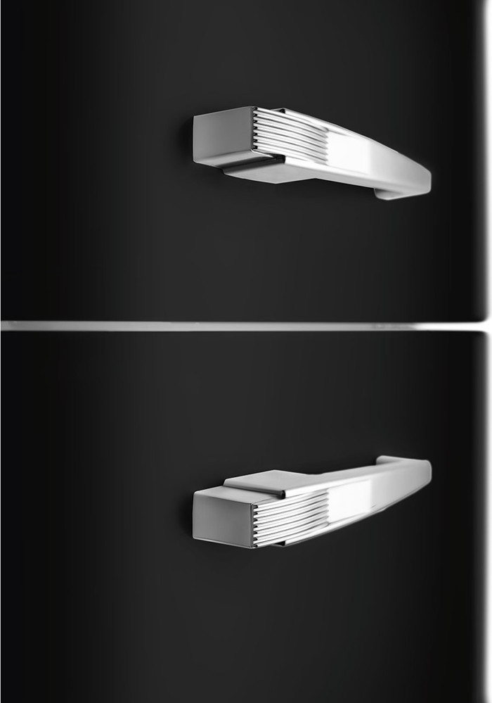 SMEG FAB32RBL6 detail